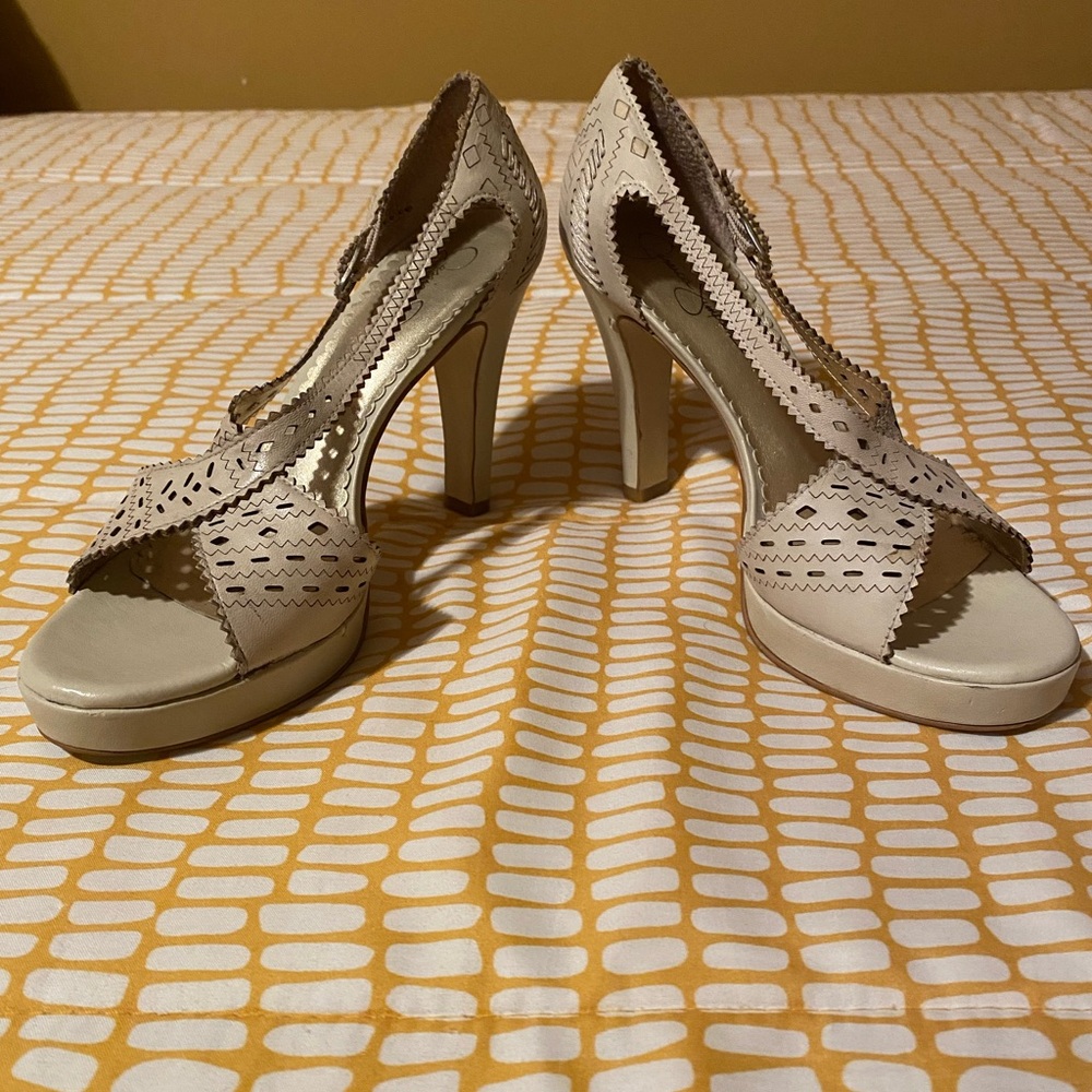 Jessica Simpson Y2K heels